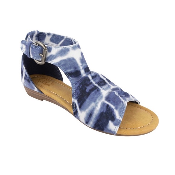 TRUE CRAFT CAMELLA Flats - Picture 1 of 10